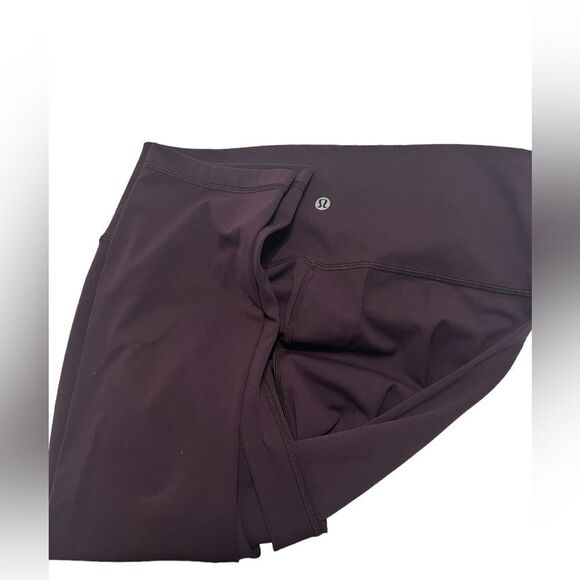 Lululemon 10 purple crop soft leggings maroon - Picture 9 of 9